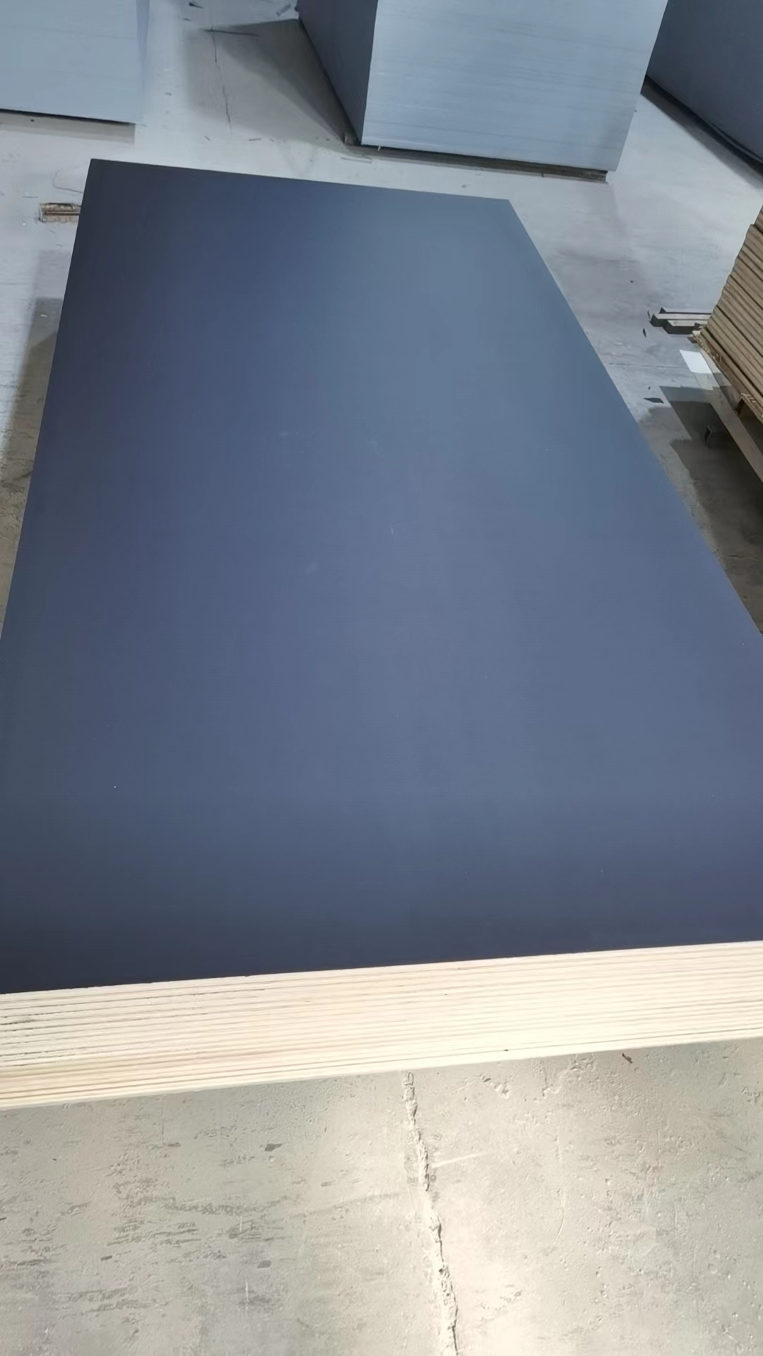 Australia F17 Grade Black Film faced plywood for Formwork